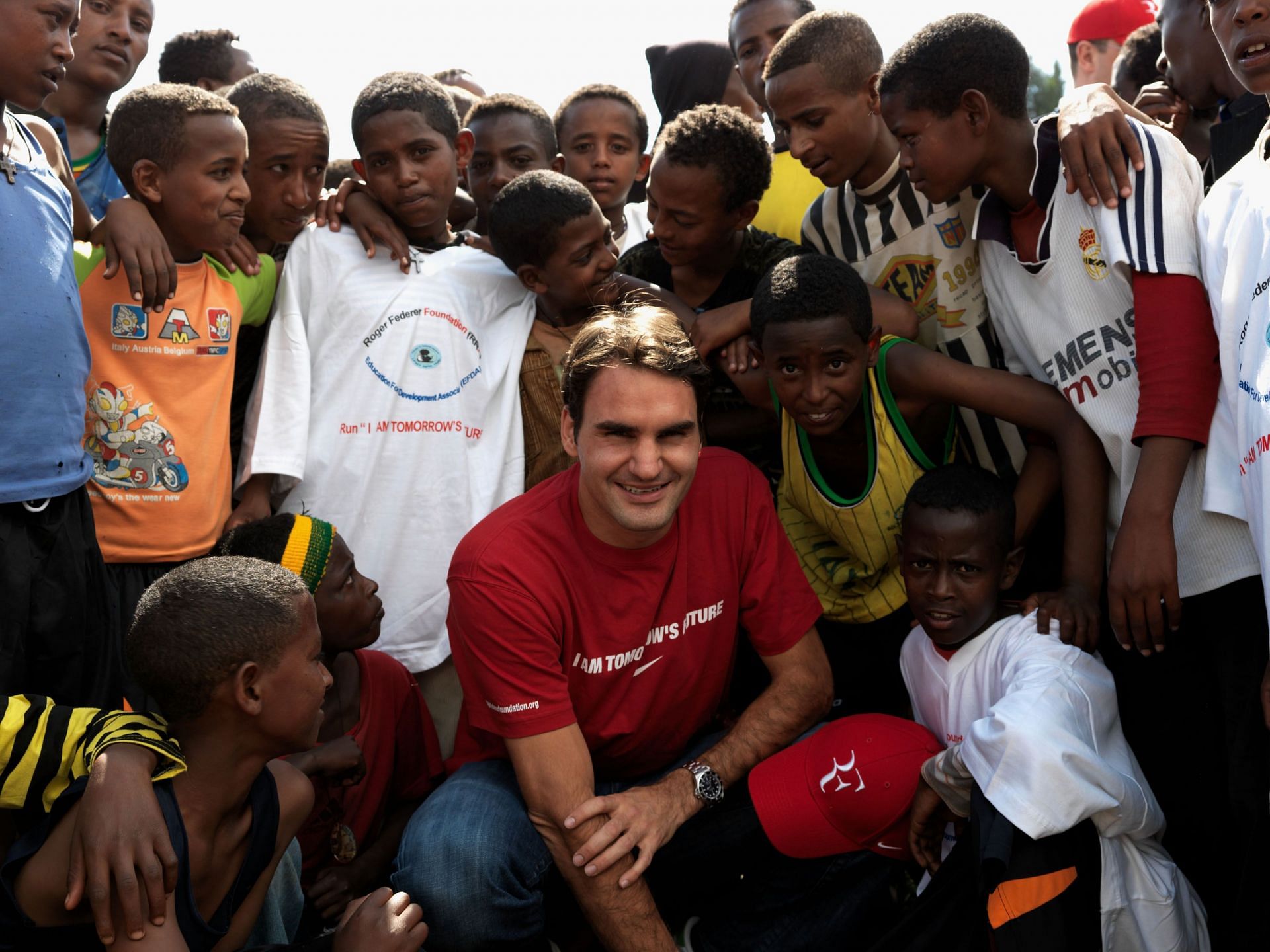 Roger Federer with his foundation in Ethiopia in 2010