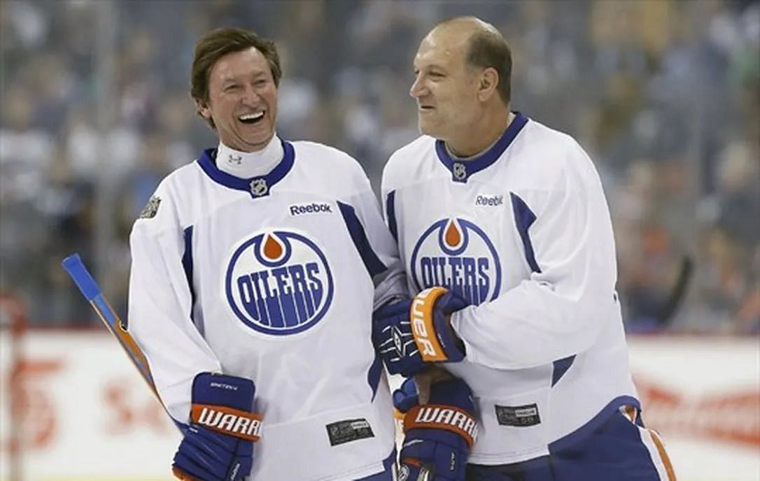 Wayne Gretzky and Dave Semenko