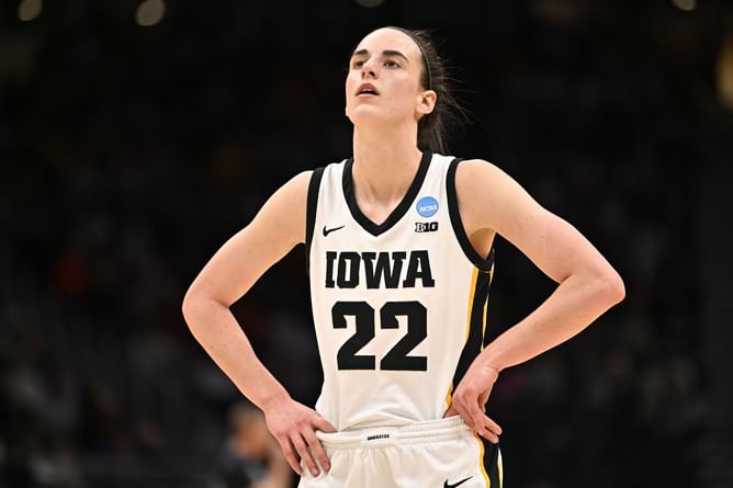"She's just baiting defenses in" - Kevin Durant lauds Caitlin Clark's tremendous run to NCAA Final Four