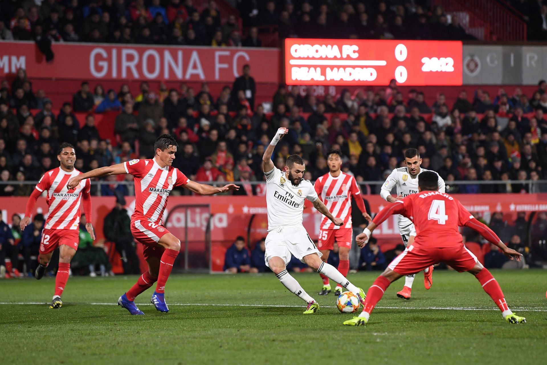 Жирона против. Real Madrid vs Girona.