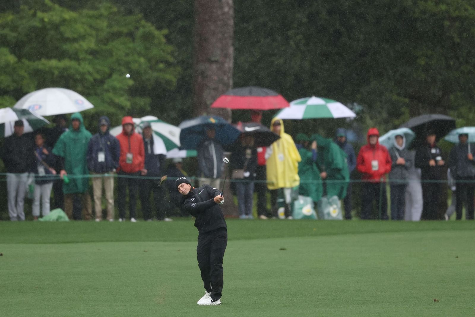 When will the Green Jacket ceremony take place at Masters 2023?