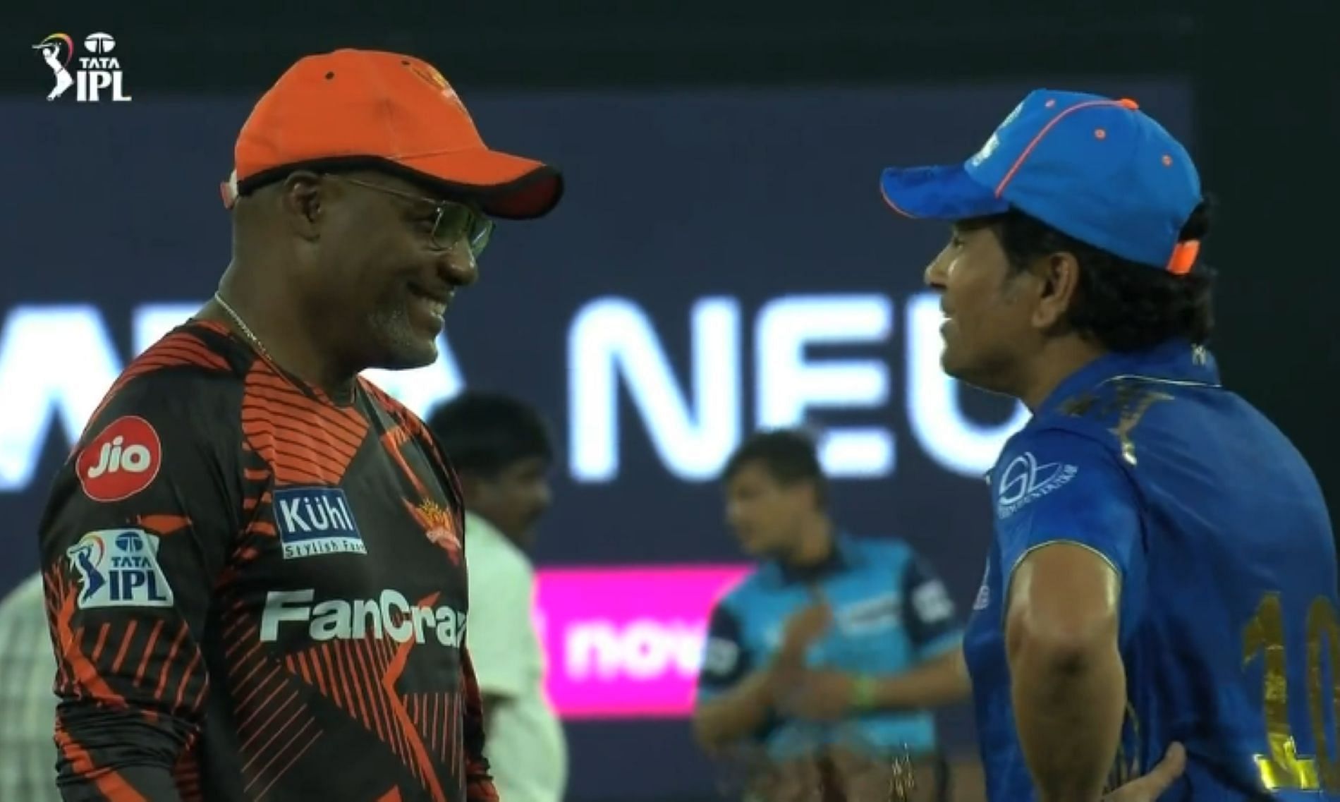 Sachin Tendulkar and Brian Lara share a lovely moment ahead of the MI-SRH battle