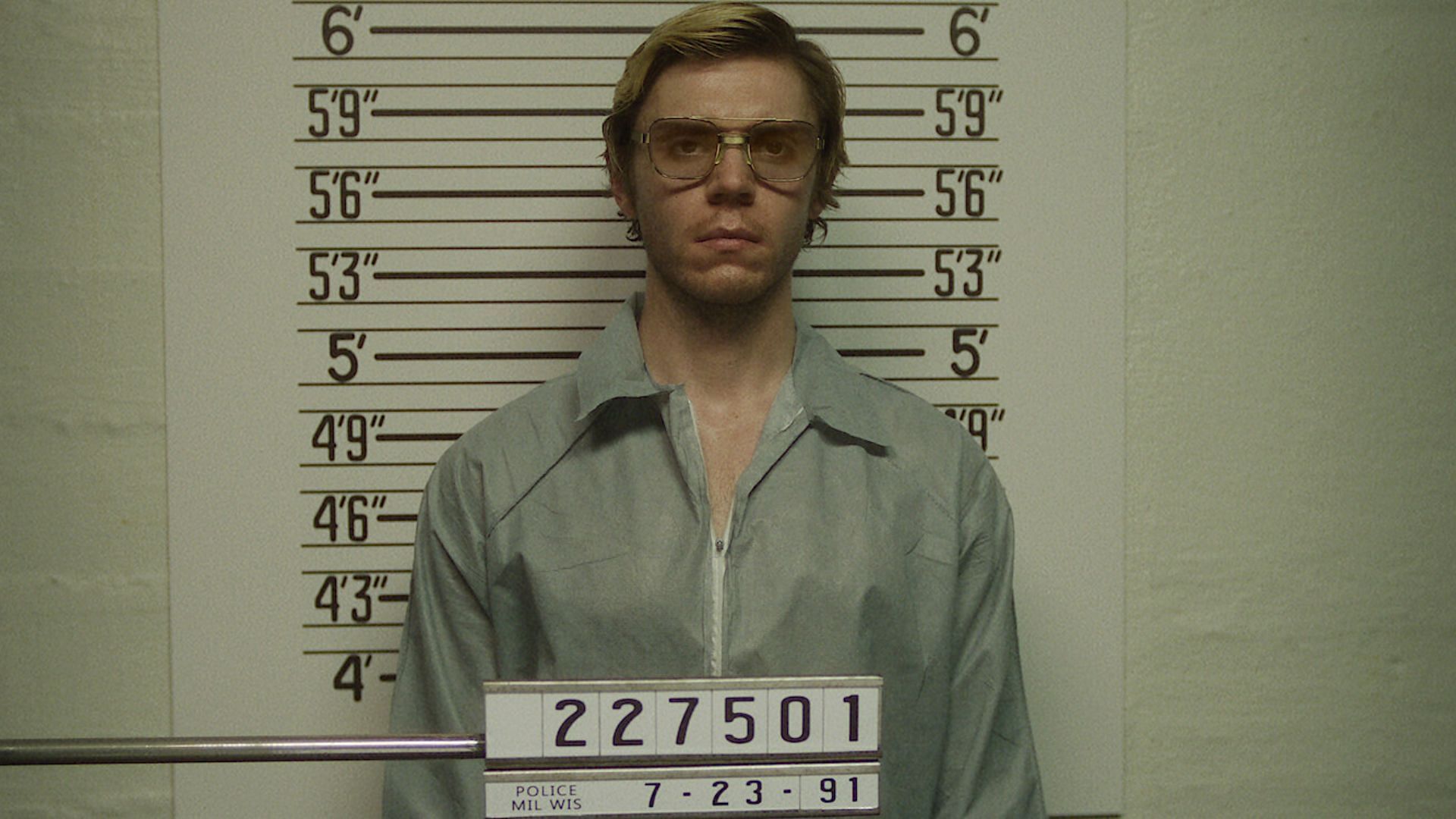 Monster: The Jefferey Dahmer Story (Image via Netflix)