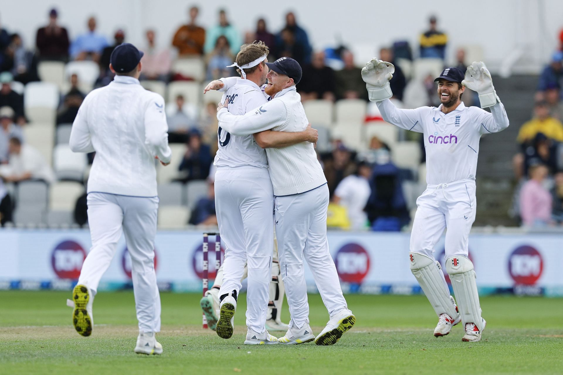 New Zealand v England - 2nd Test: Day 2
