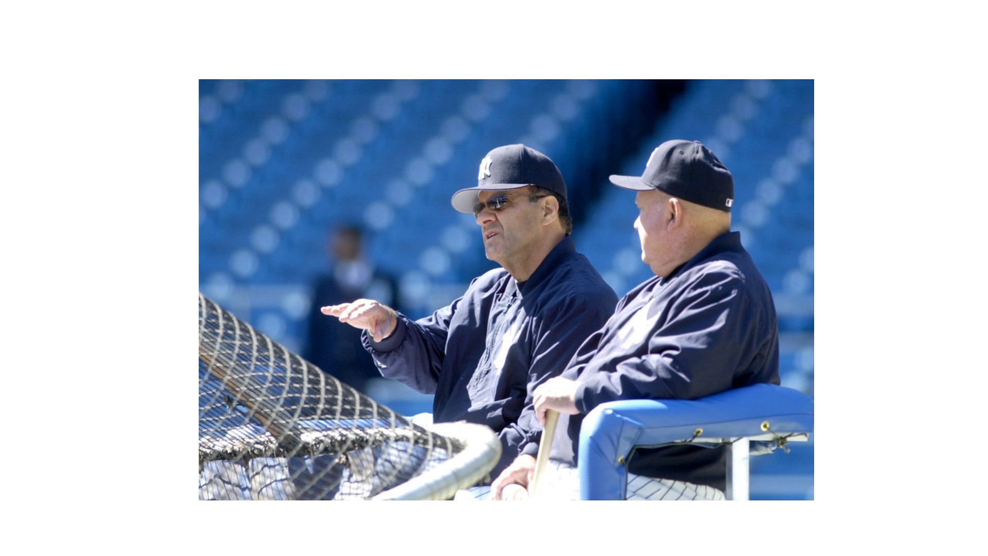 Bnech Coach assisting the manager 