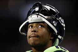 Seahawks star Tyler Lockett proposes solution for random child support problem