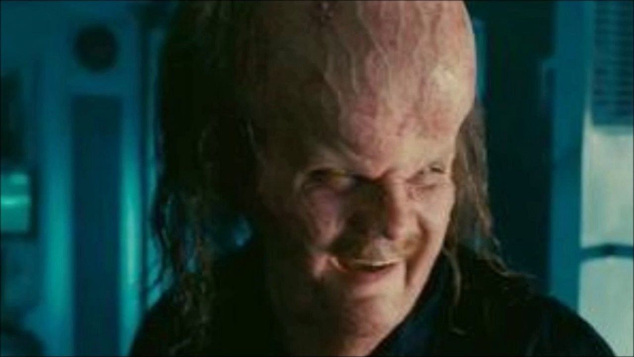 Hector Hammond was portrayed as a giant-headed CGI creature in the superhero film adaptation, with a cartoonish and unconvincing design (Image via Warner Bros)