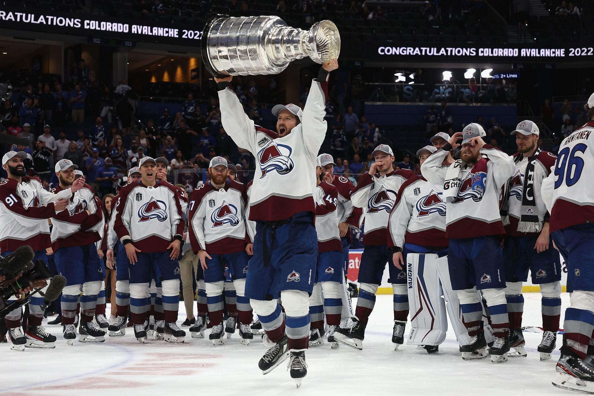 2023 NHL Playoffs: 6 Top Teams to Watch - Men's Journal