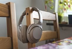 5 best headphones with noise-cancelling feature