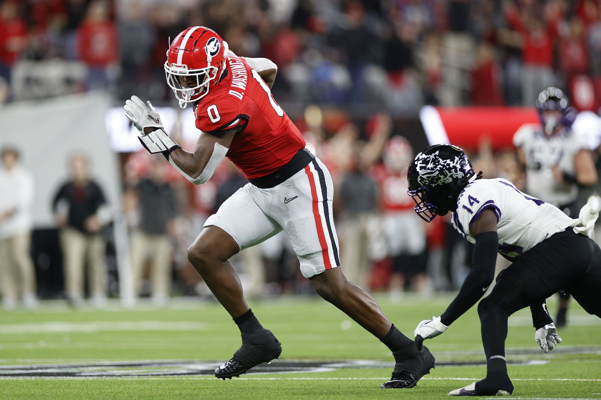 Georgia tight end Darnell Washington staying engaged despite leg injury