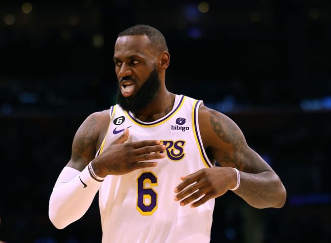 Watch - LeBron James destroys Desmond Bane and does the iconic Mutombo finger wag