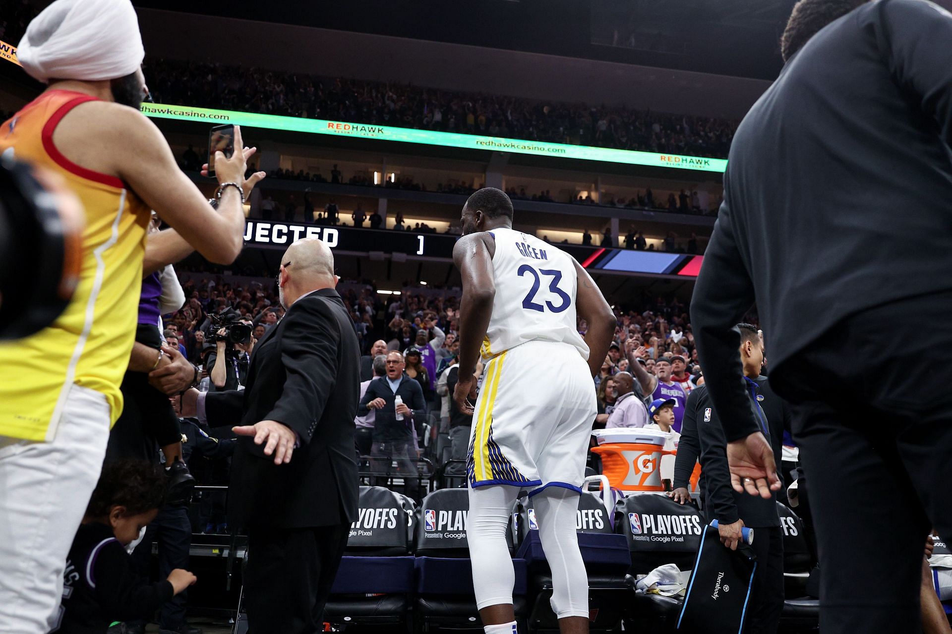 Golden State Warriors v Sacramento Kings - Game Two