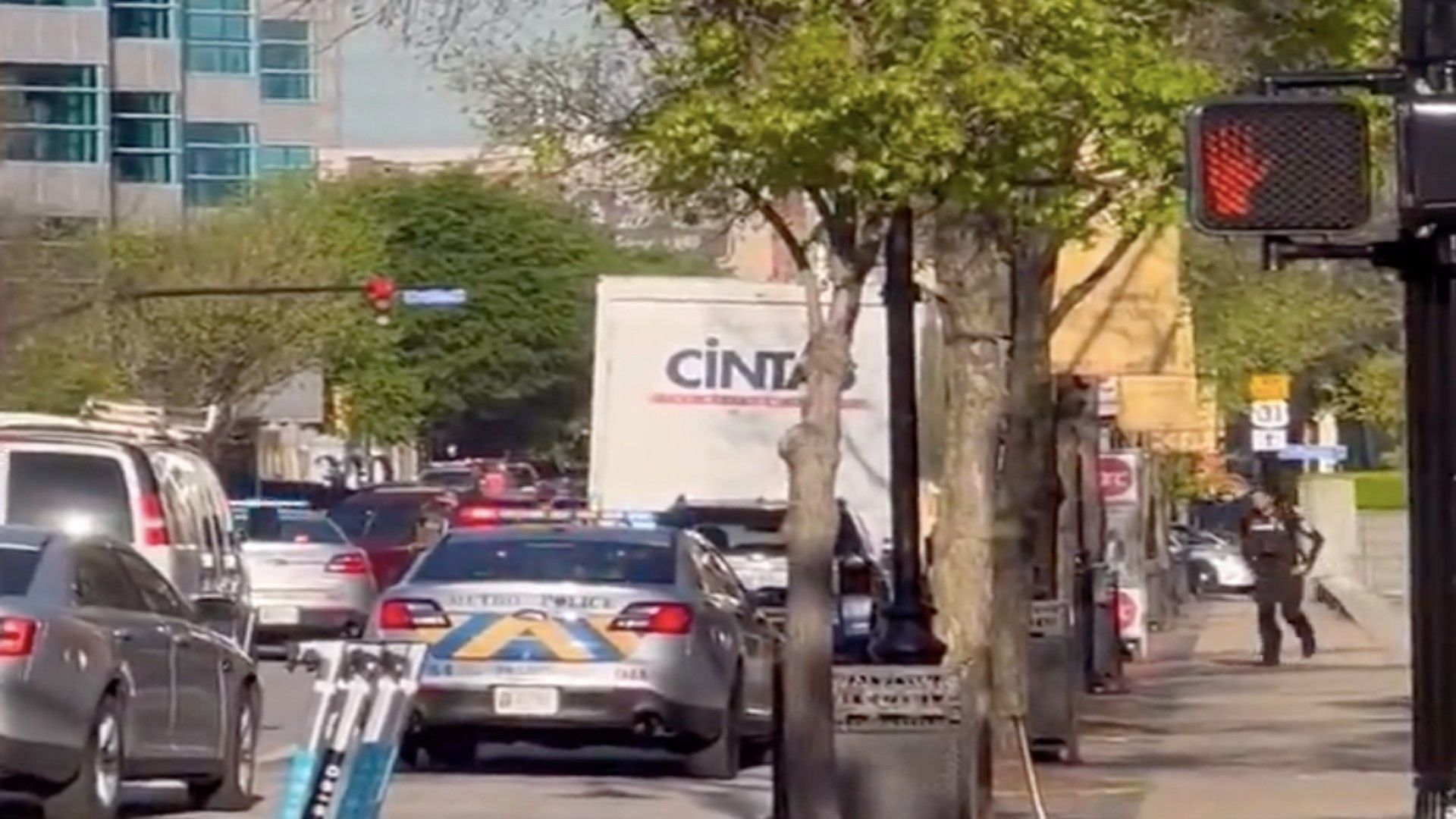 Image of police cruisers blocking the downtown Louisville area (Image via Brian Krassenstein/Twitter)
