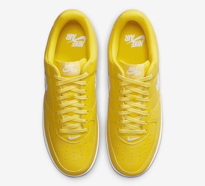 Size 10- Nike Air Force 1 Low 82 Yellow 2022