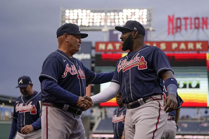 Braves extend manager Snitker through 2023 - The Sumter Item