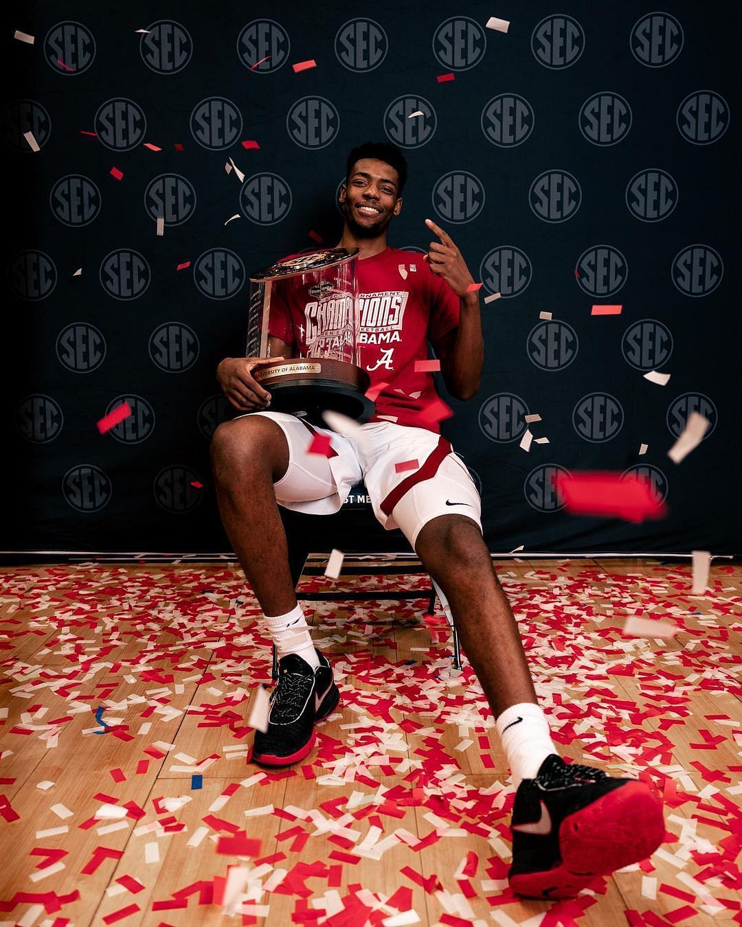 Brandon with the SEC 2023 Trophy (Image courtesy of Brandon Miller&rsquo;s Instagram)