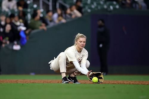 Josie Canseco, daughter of Jose Canseco