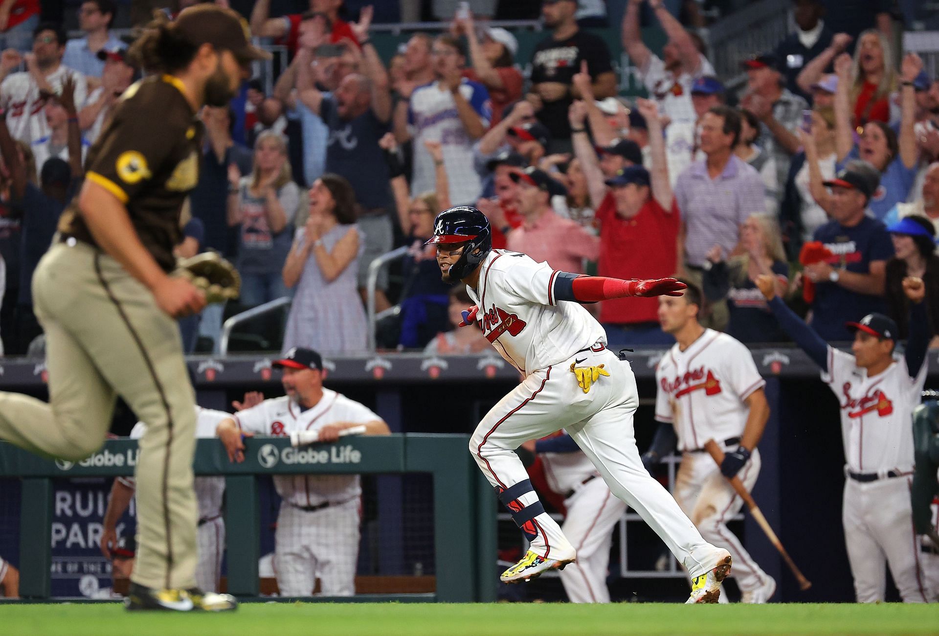 Dansby Swanson on walk-off, 04/15/2021