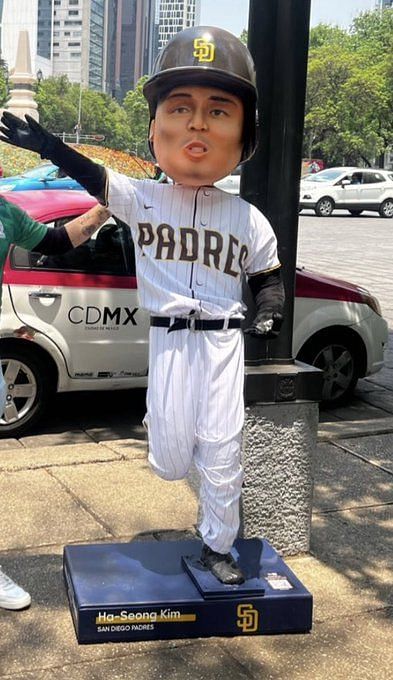 Juan Soto statue outside of Mexico City baseball stadium where