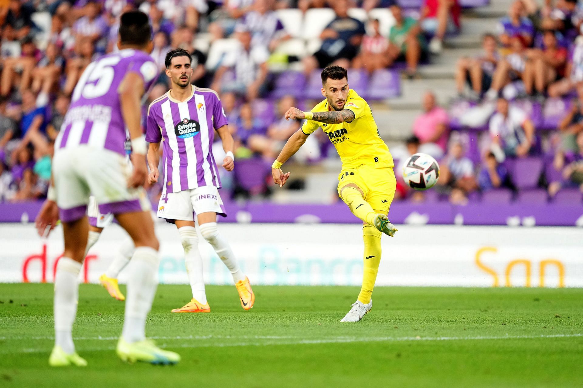 Real Valladolid CF v Villarreal CF - LaLiga Santander