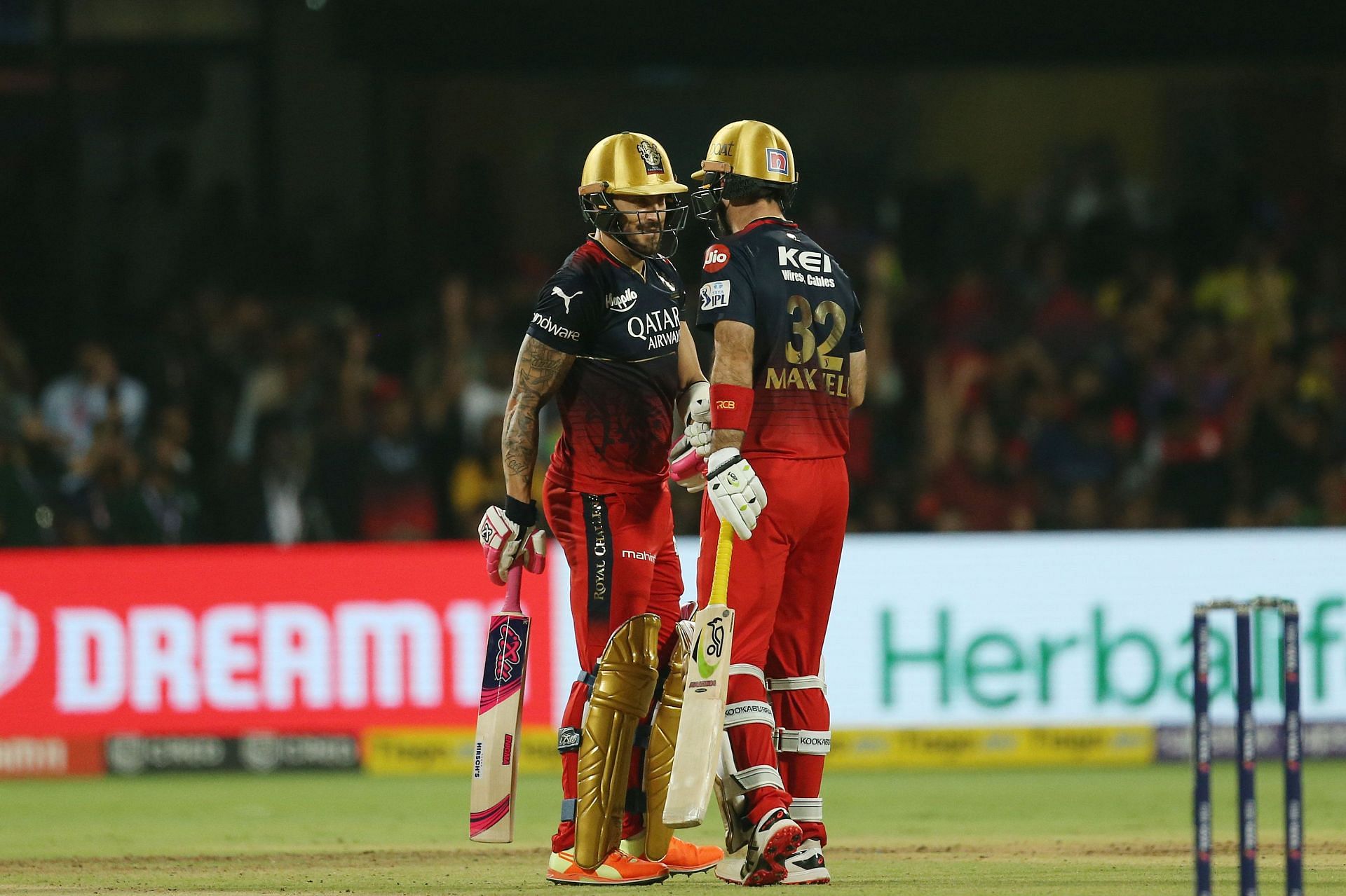 Faf du Plessis and Glenn Maxwell in action (Image Courtesy: Twitter/IPL)