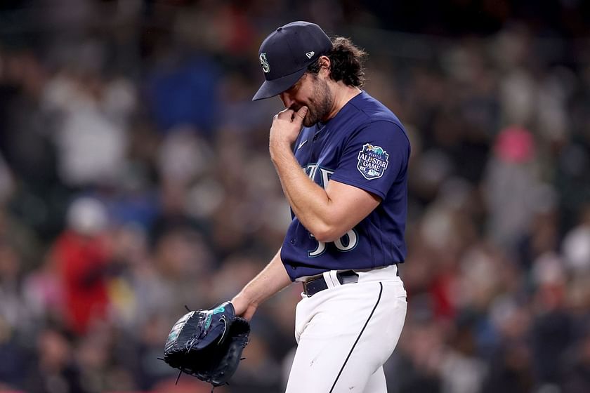 Seattle Mariners starting pitcher Robbie Ray begins his windup