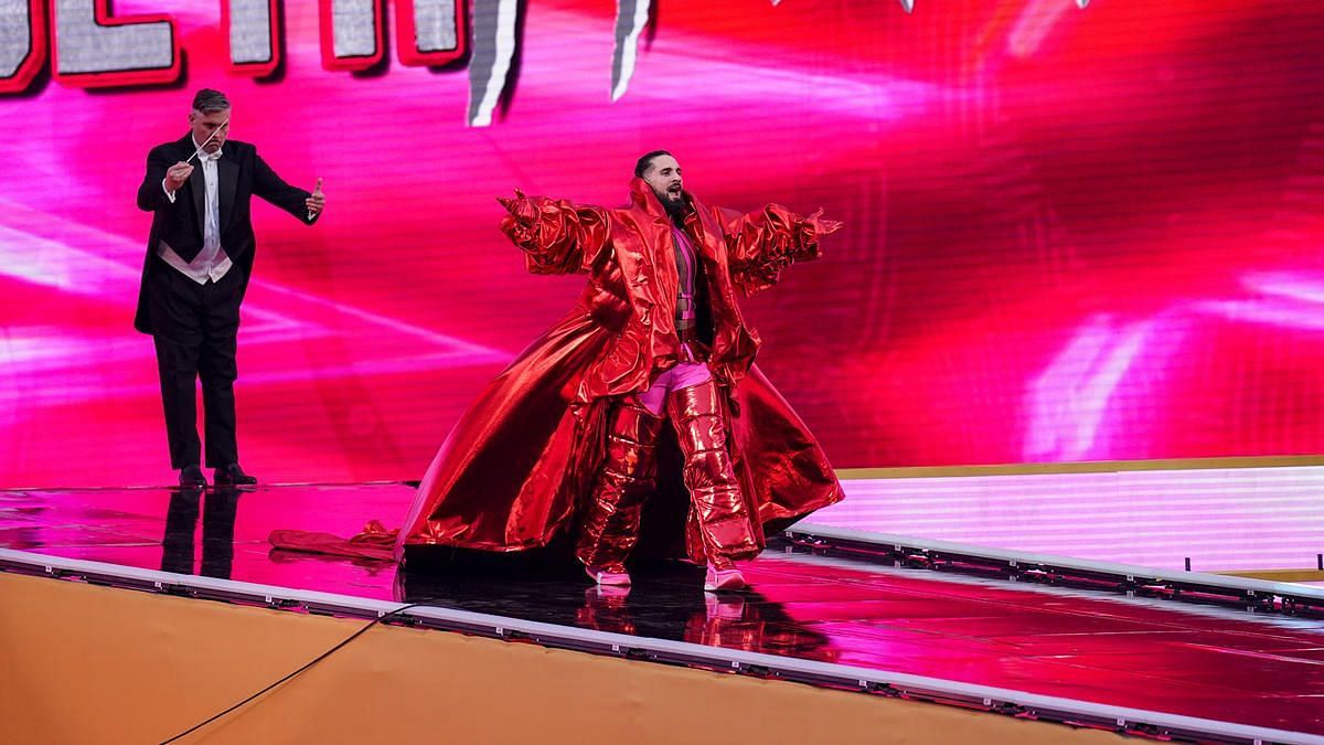 Seth Rollins had an incredible entrance at WWE WrestleMania 39.