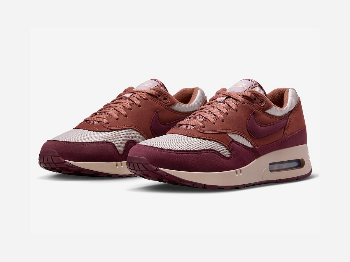 Nike Air Max 1 86 &ldquo;Smokey Mauve / Dark Team Red&rdquo; sneakers (Image via Nike)