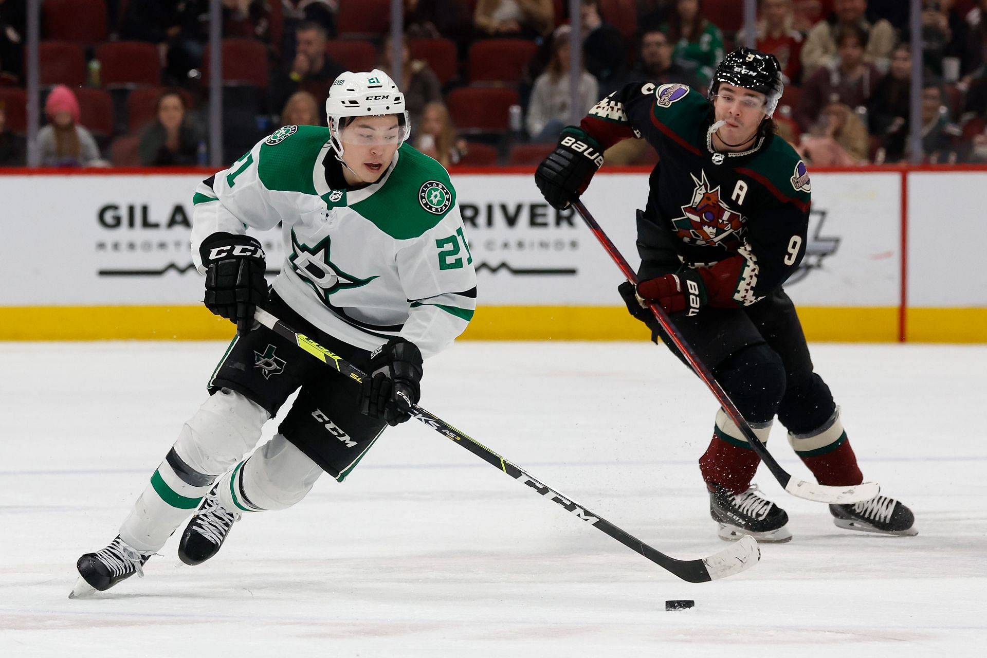 What is Jason Robertson's salary? Exploring the Dallas Stars winger's ...