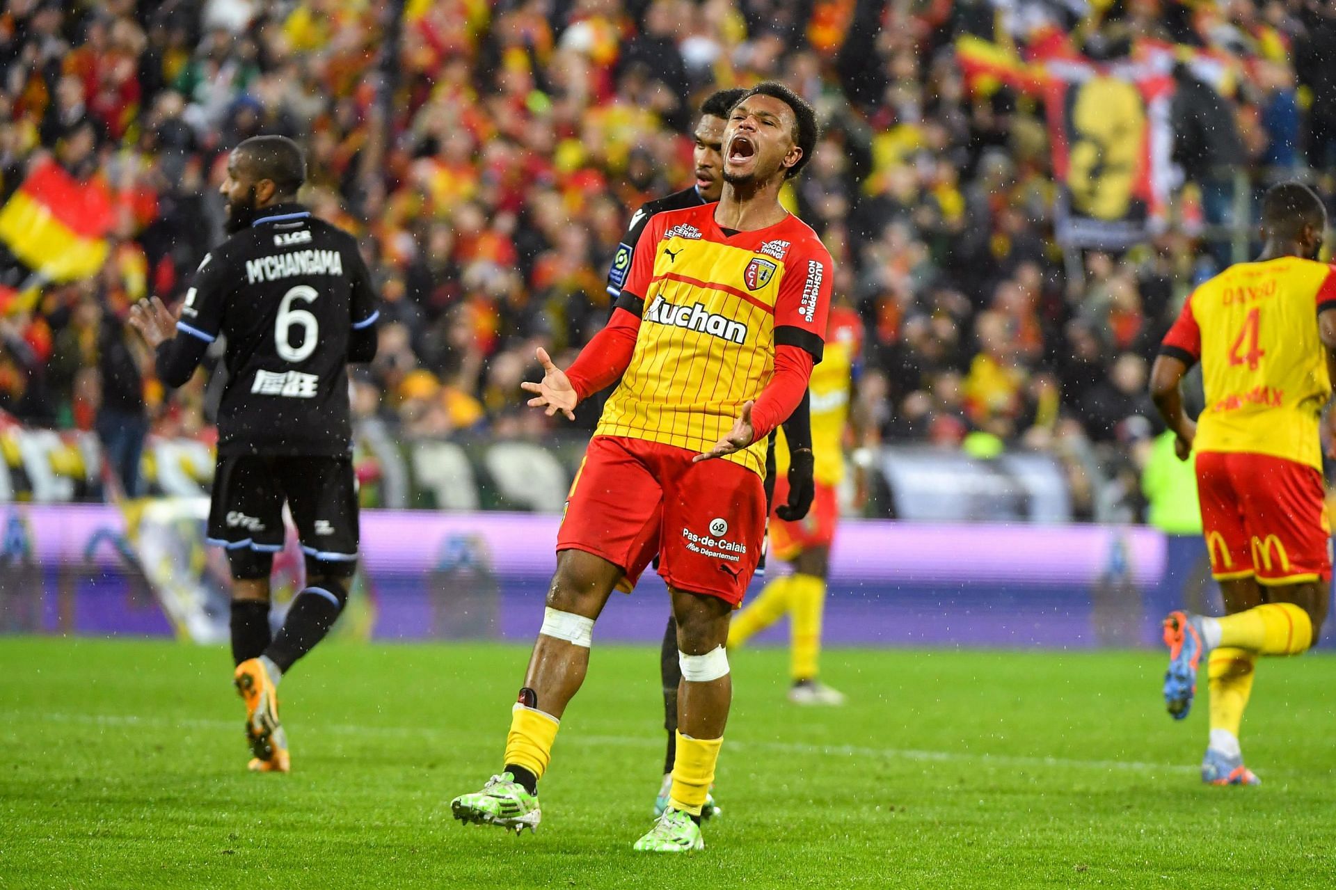 Lens will take on Monaco in Ligue 1 on Saturday