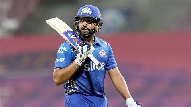 "He is looking just that little bit preoccupied" - Sunil Gavaskar reckons MI skipper Rohit Sharma needs a break from the IPL