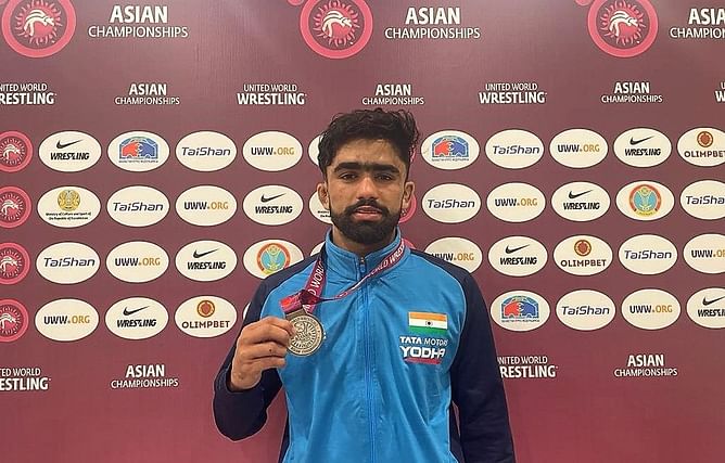 Indian teenage Greco-Roman wrestler Rupin wins silver on his Asian Wrestling Championships debut