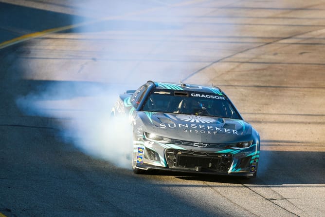 “I’m kind of in a really good headspace now”: Noah Gragson not ‘panicking’ and believes good things coming their way
