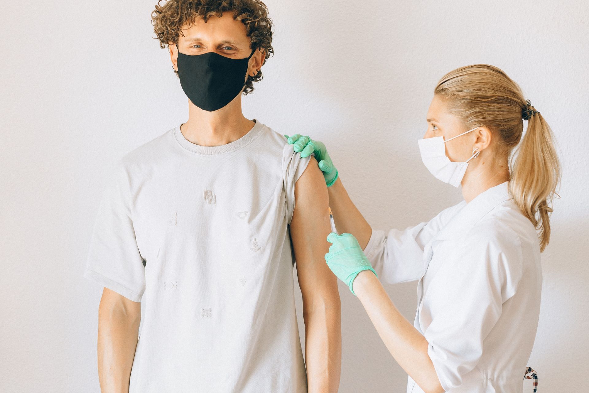 Compromised immunity makes people susceptible to diseases. (Image via Pexels/Nataliya Vaitkevich)