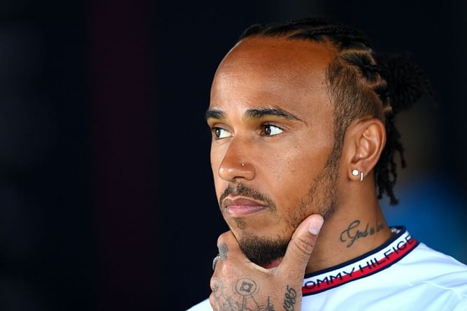 "Being surprised or not accepting...I find very strange": Haas team principal surprised by Lewis Hamilton's reaction to Mercedes' struggles
