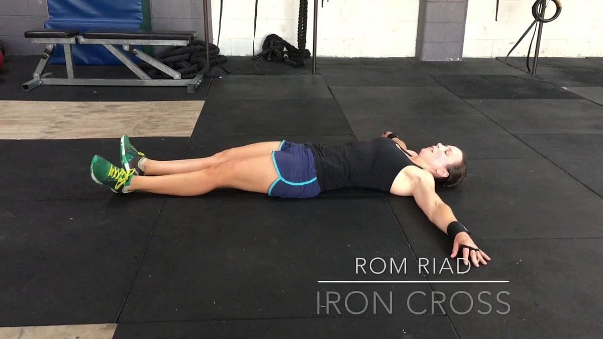 The Iron Cross exercise: A challenging move for impressive upper body ...