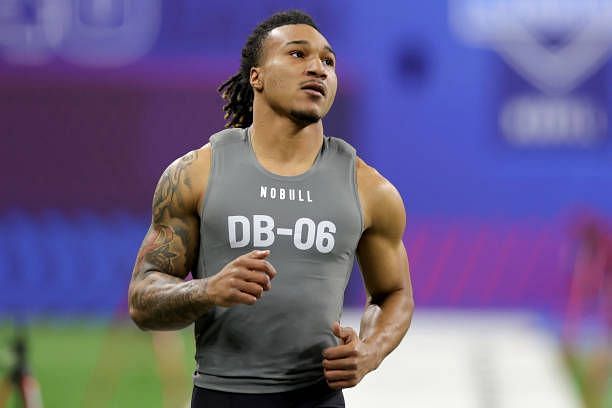 Defensive back Brian Branch of Alabama participates in the 40-yard dash during the NFL Combine during the NFL Combine at Lucas Oil Stadium on March...