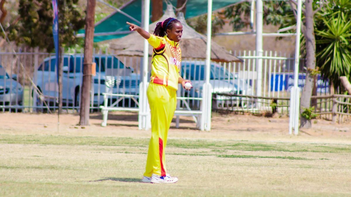 Janet Mbabazi setting field in a game, Courtesy: Kawowo Sports