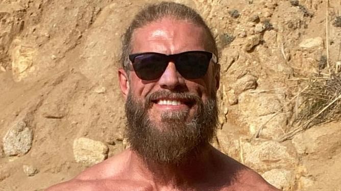 Edge reveals unfortunate accident with current WWE SmackDown star sparked the possibility of in-ring return
