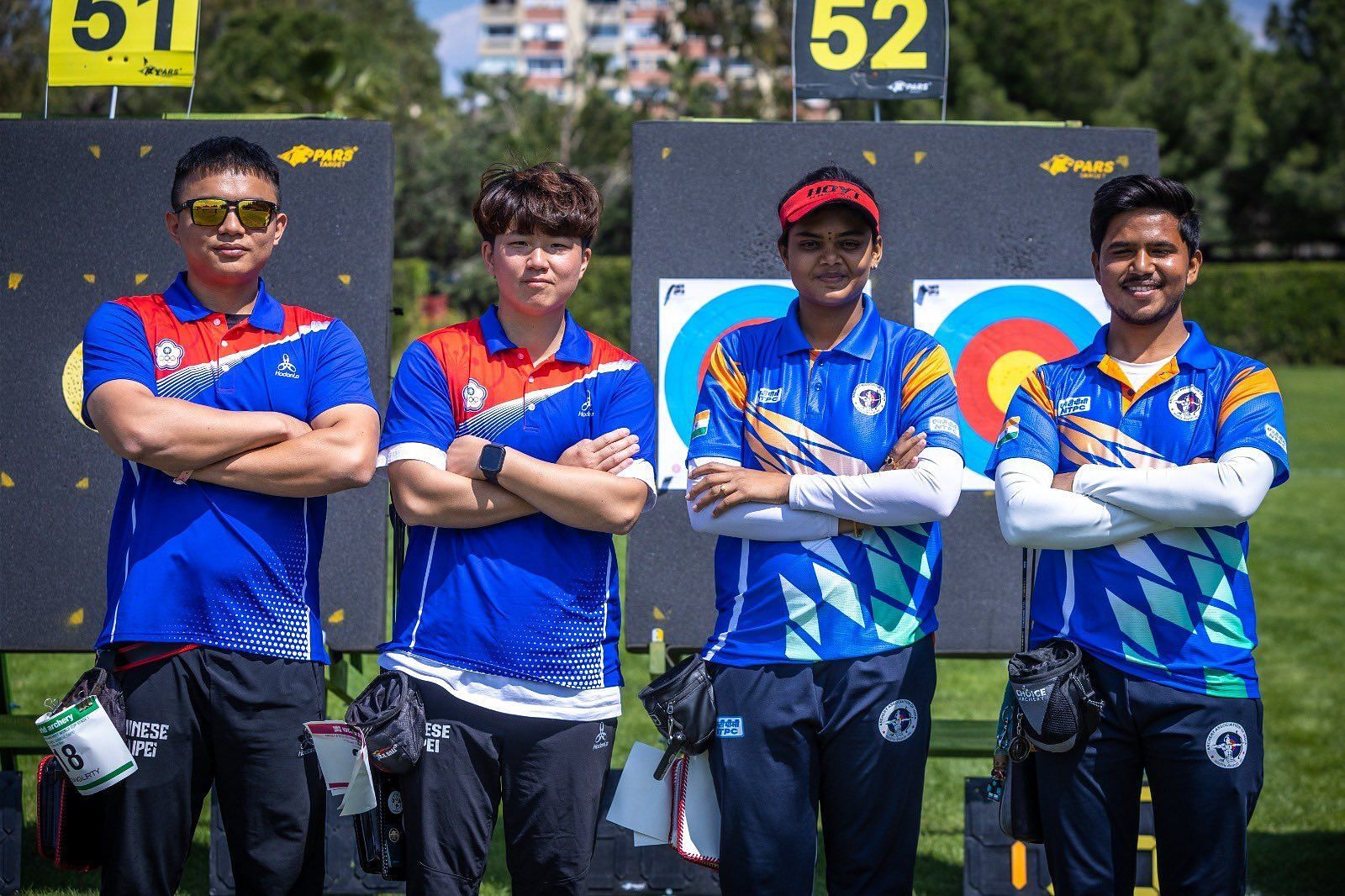 Jyothi Surekha Vennam and Ojas Pravin Deotale defeated their Chinese Taipei opponents in the final to win gold mixed team event [Image: World Archer]