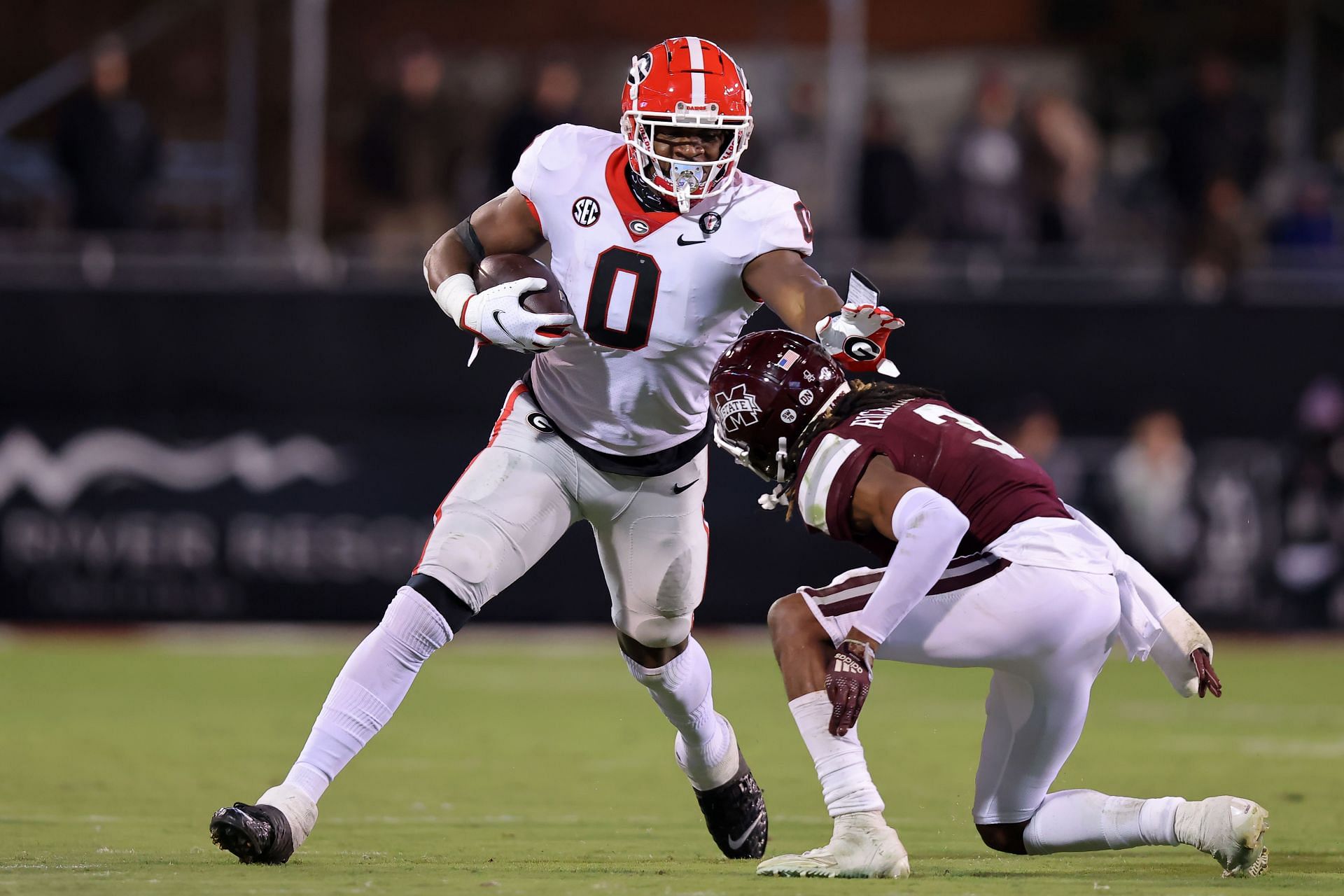 Darnell Washington during Georgia v Mississippi State