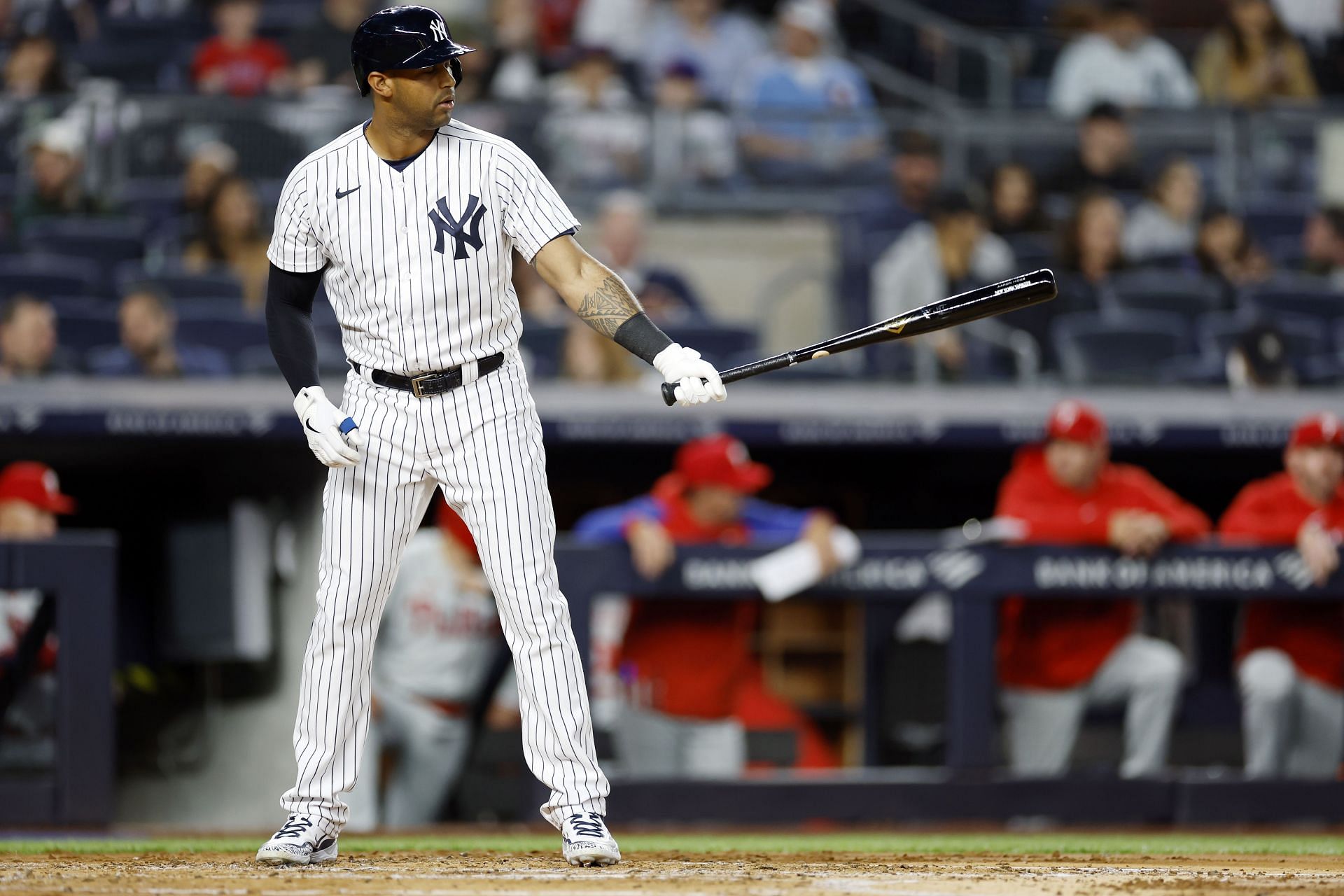 Aaron Hicks crying about playing time should be the last straw for