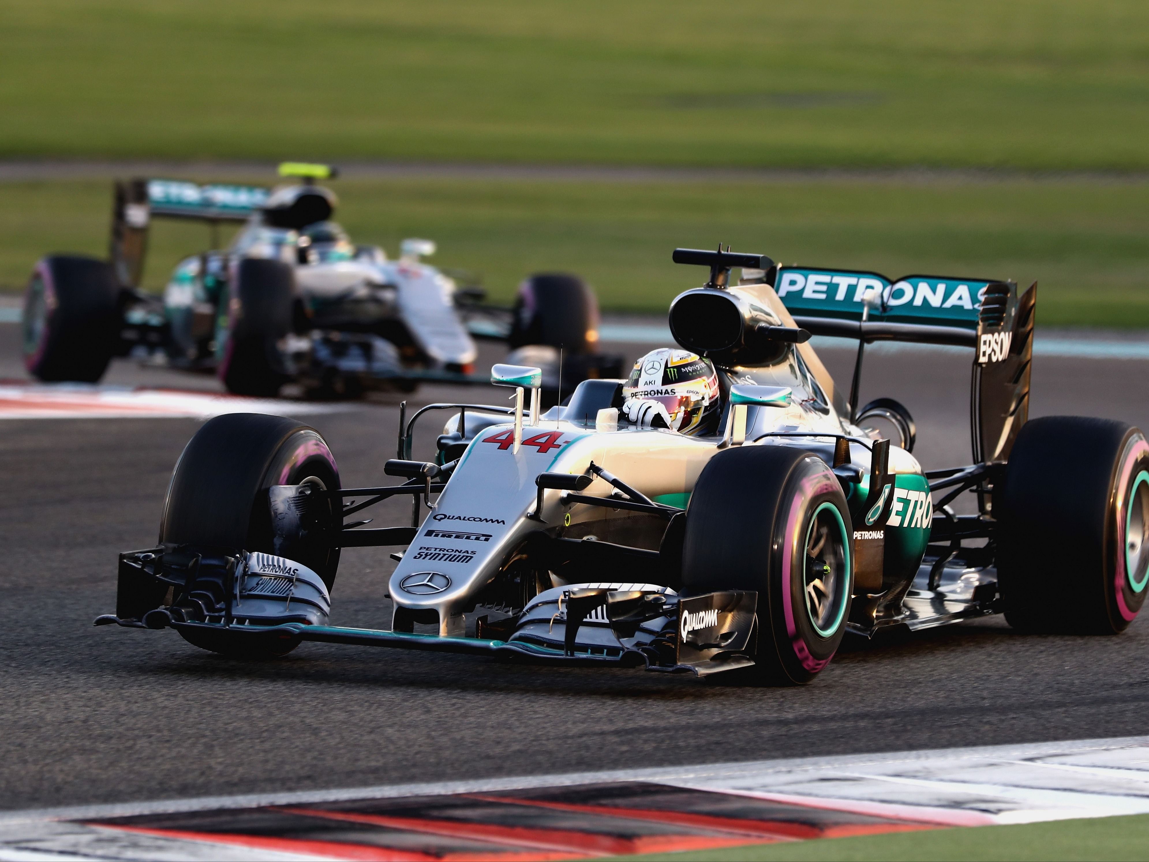 Lewis Hamilton (44) leads Nico Rosberg (6) on track during the 2016 F1 Abu Dhabi Grand Prix. (Photo by Lars Baron/Getty Images)