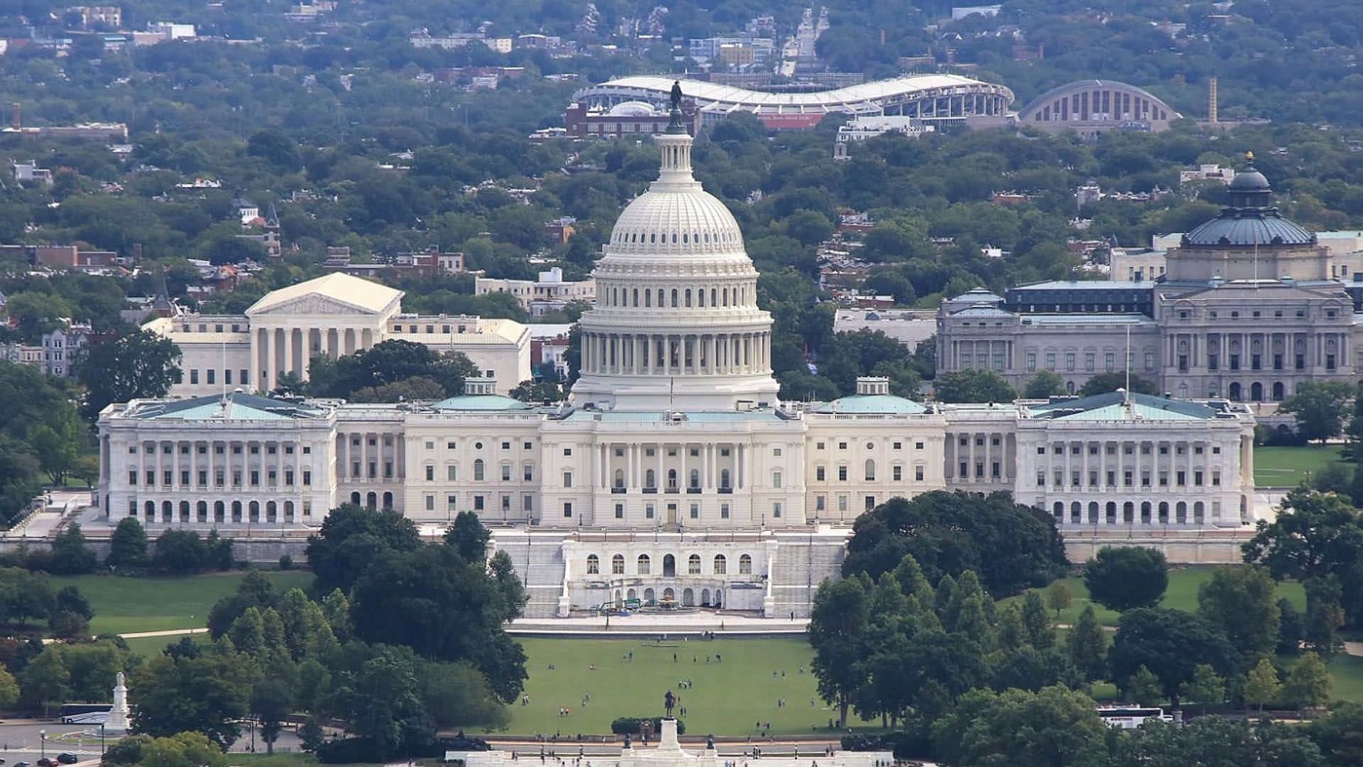 Enrique Tarrio charged with seditious conspiracy for January 6, 2021 Capitol riots (image via Getty Images)