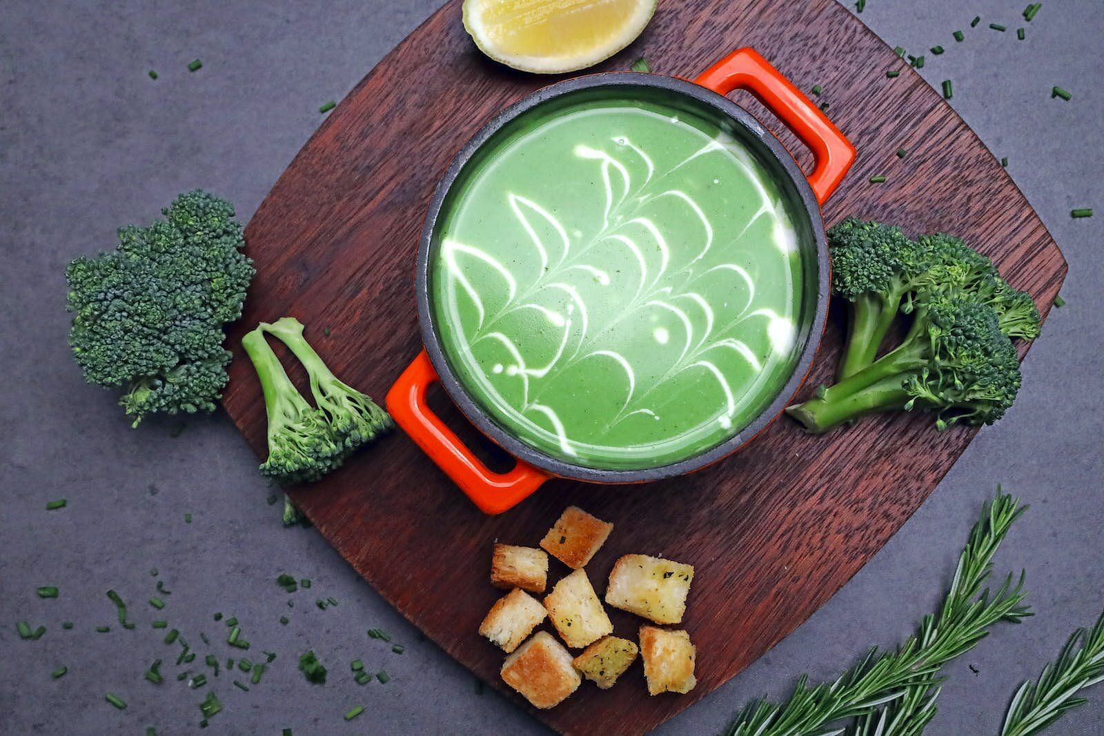 Fresh broccoli and cheddar soup (Image source: Pexels)