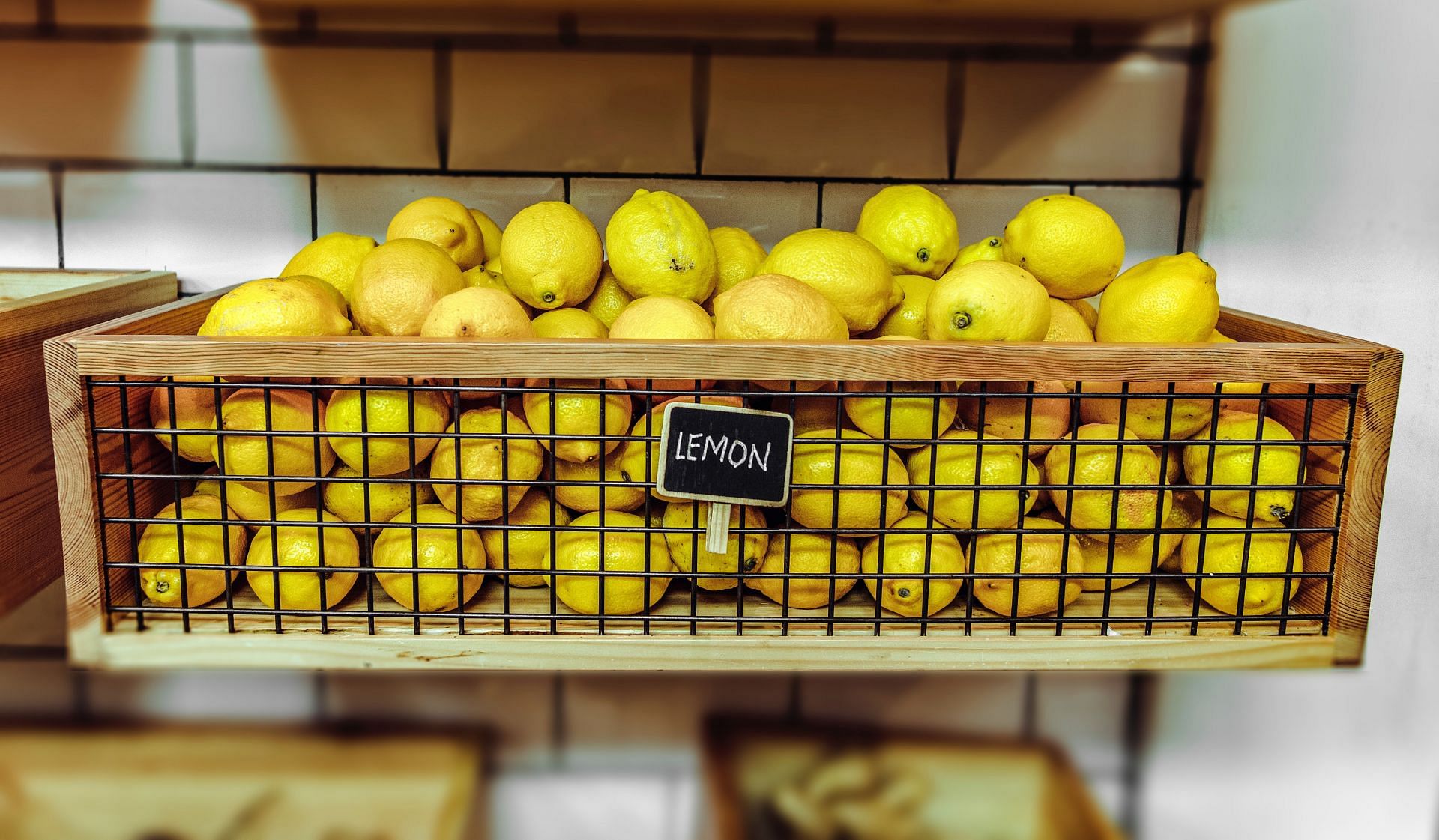 10 Surprising Health Benefits of Lemons (Image via Pexels)