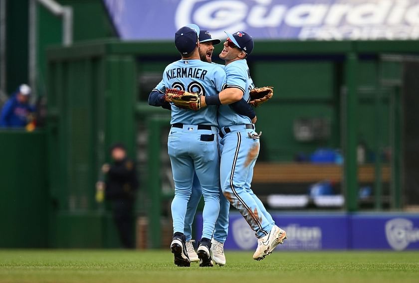 Toronto Blue Jays fans rekindle hopes as team sweeps NL Central-leading  Pittsburgh Pirates: I love this team We are so back