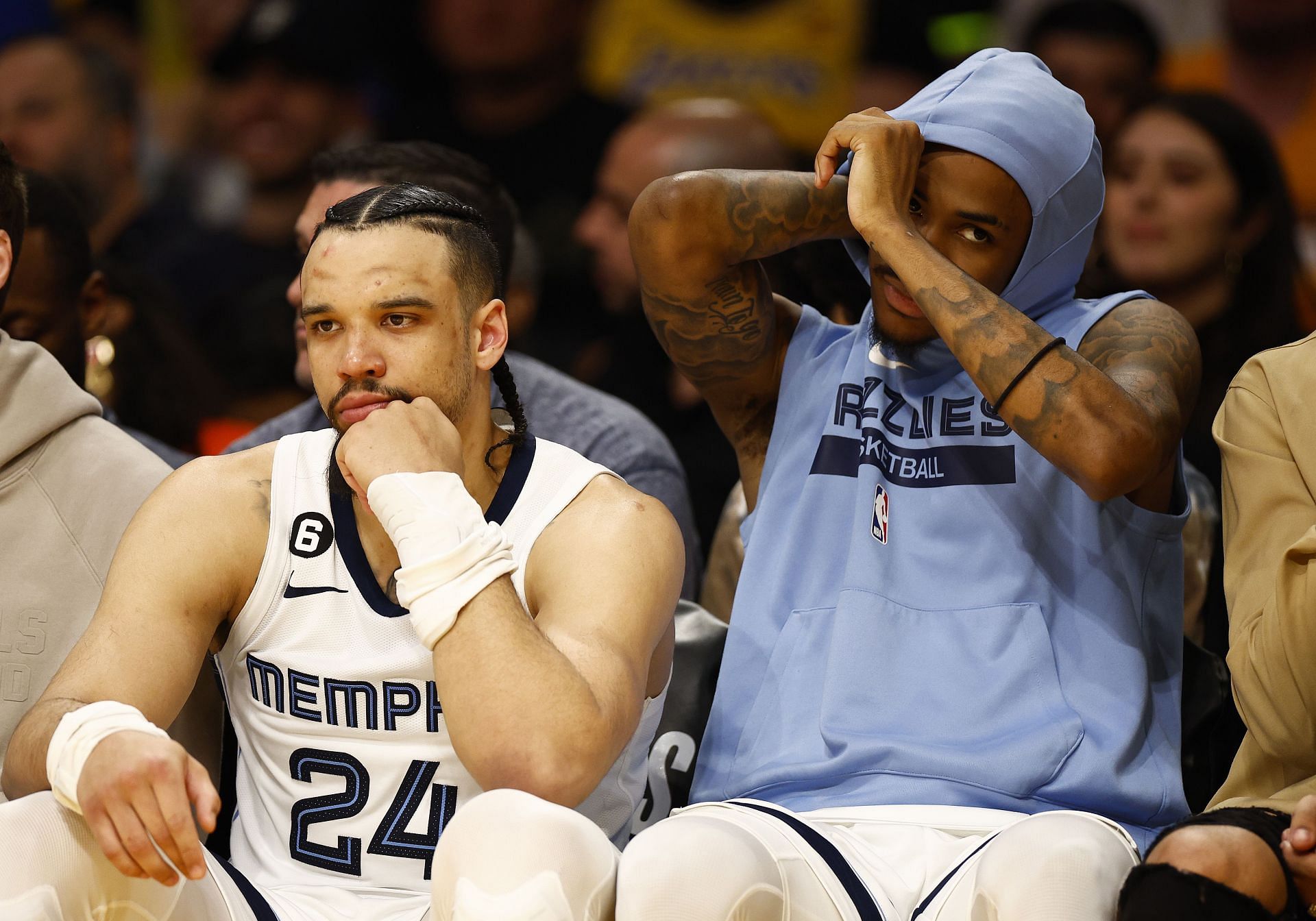 Ja Morant Signs Autographs For Former Warriors Fans Who Became Grizzlies  Fans Because Of Him - Fadeaway World