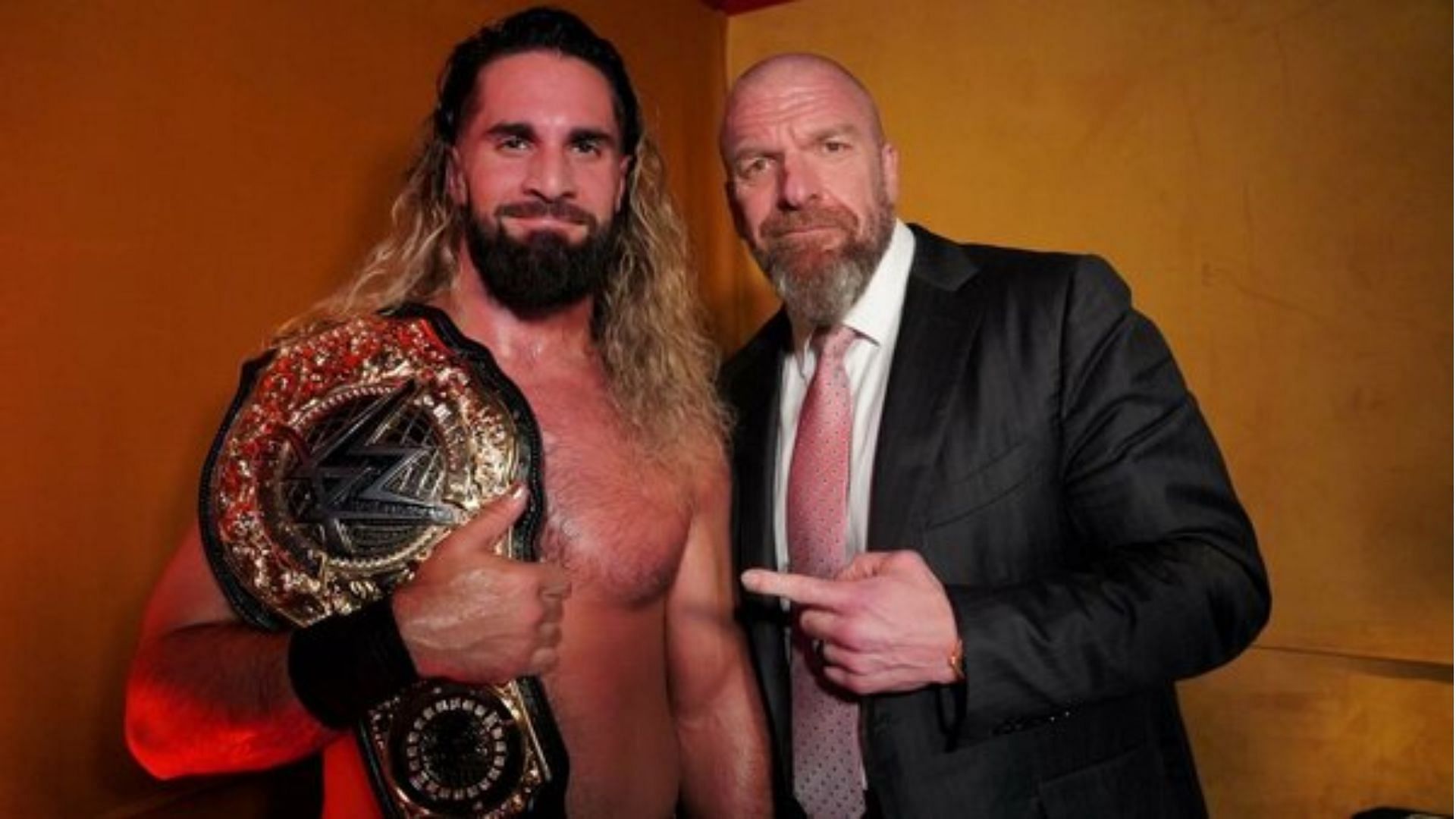 WWE RAW now has a new World Heavyweight Champion!