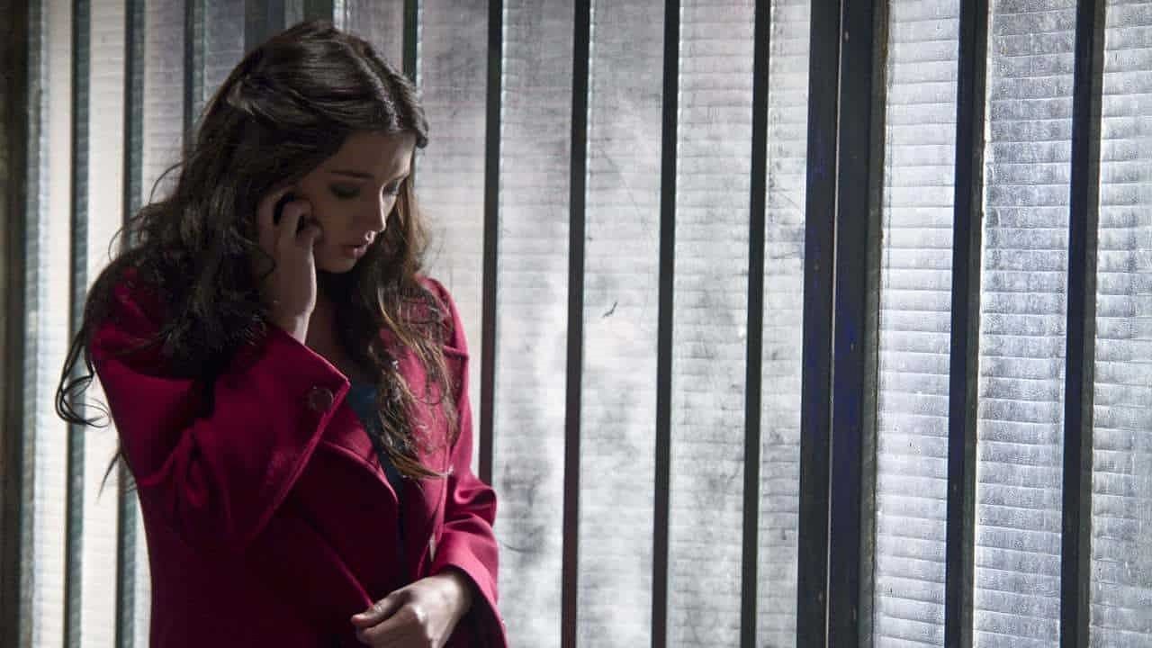 Blind Alley (2011) is a horror mystery directed by Antonio Trashorras and stars Ana De Armas, Diego Cadavid, Judith Diakhate, and Leonor Varela. (Image via Antena 3)